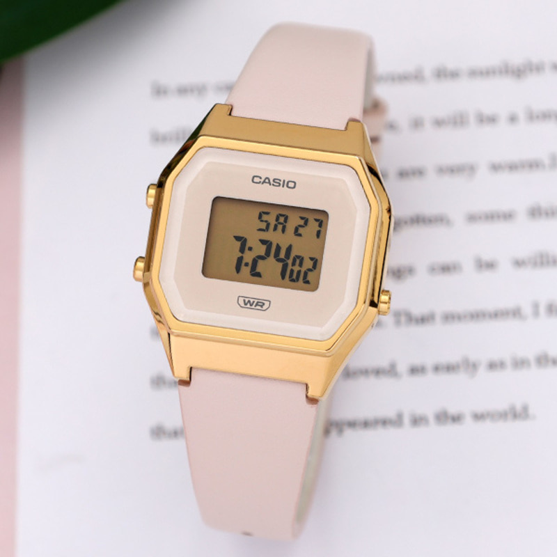 카시오 파스텔 핑크 디지털 가죽 시계  LA680WEGL-4